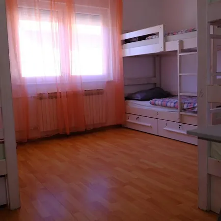 Hostel Pozitiv